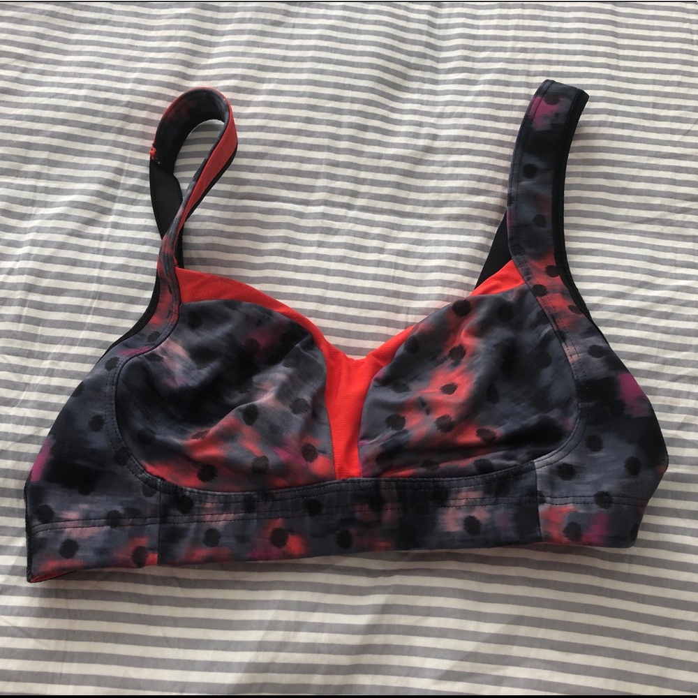 Polkadot red/gray Lululemon supportive sports bra with print